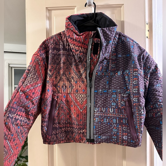 NWT Free People Movement Quilted puffer coat. Reversible. Zip up. Size S - Picture 6 of 9